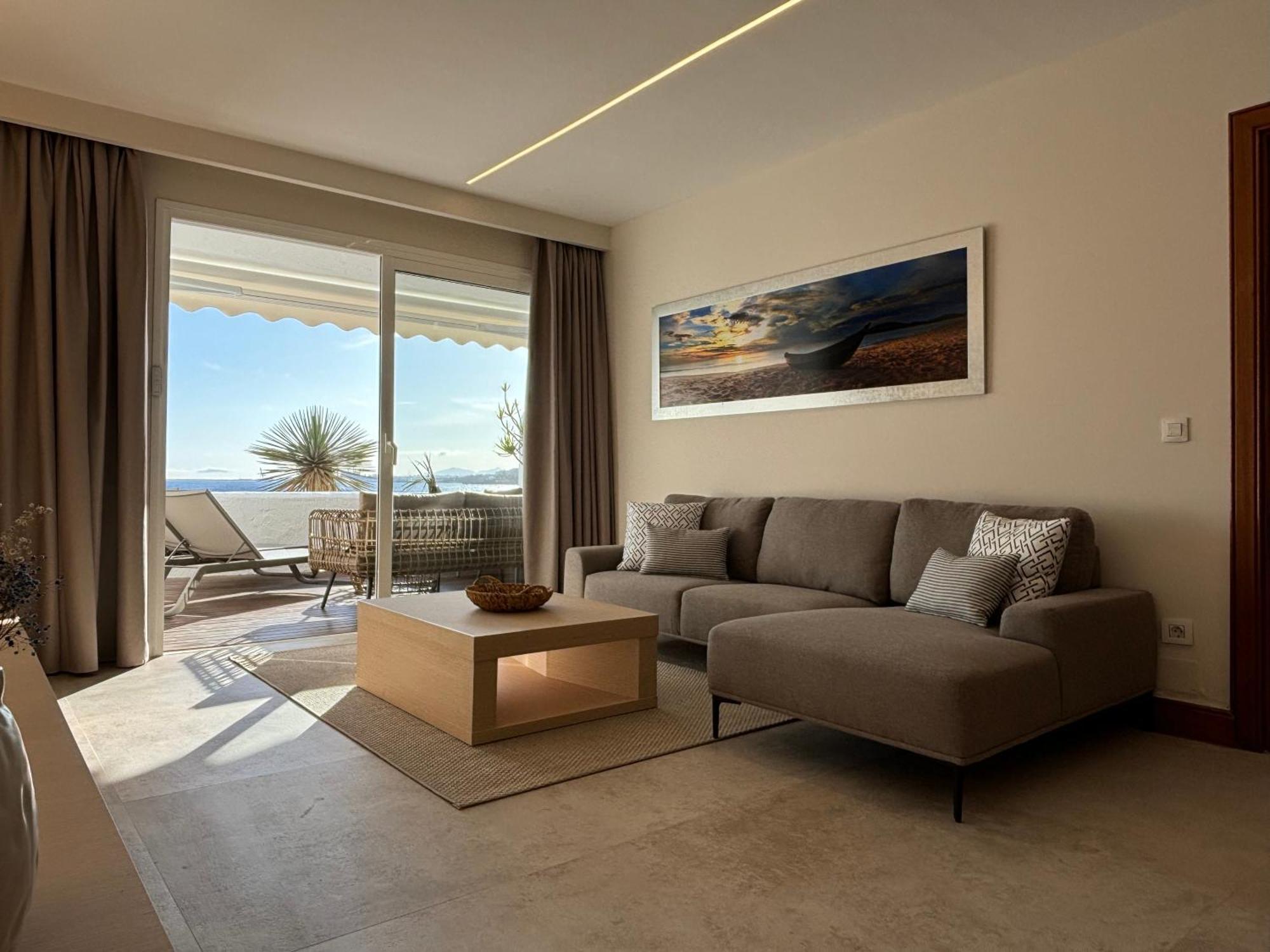 Costa Teguise Luxury First Line Apartment Exteriér fotografie